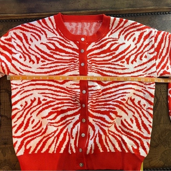 Halara Orange sz M Round Neck Button Front Animal Print Cardigan - Picture 7 of 12